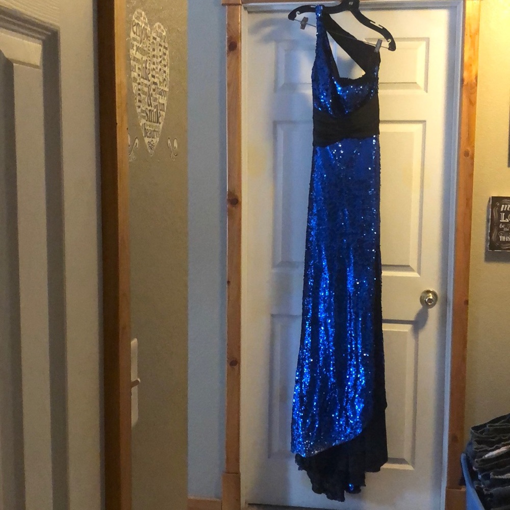 Prom dress/Evening gown